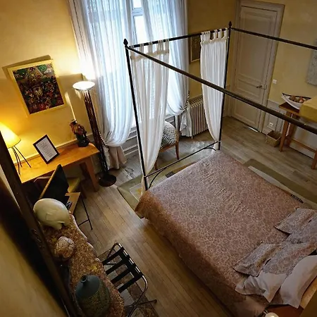 Le Clos Raymi 3* Epernay