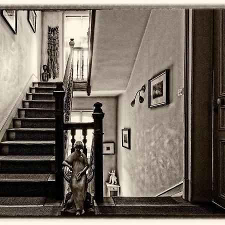 Le Clos Raymi Hotell