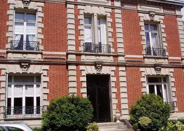 Hotel Le Clos Raymi Epernay