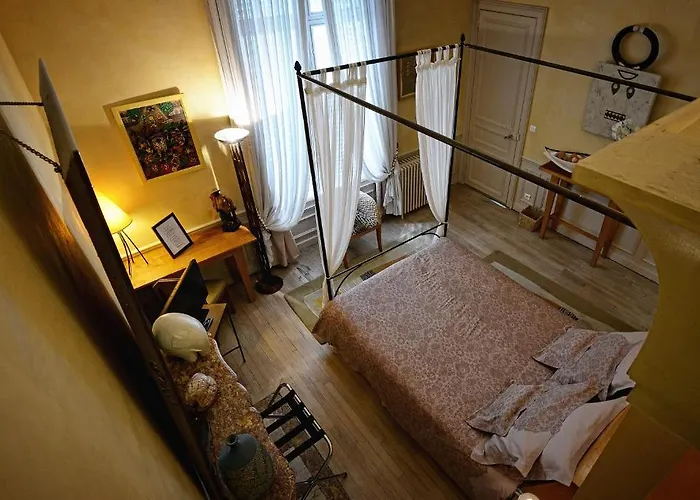 Le Clos Raymi 3* Epernay